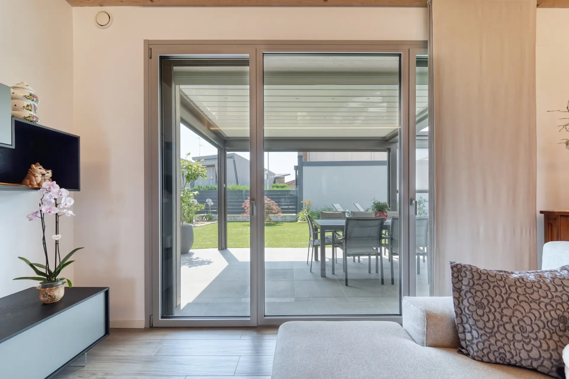 Serrcenter Serramenti Infissi e Porte, Finestre in Legno e Alluminio